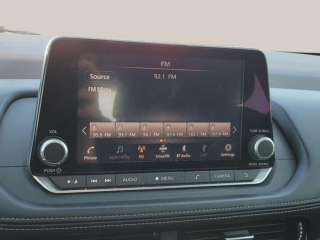 2022 Nissan Rogue FWD SV