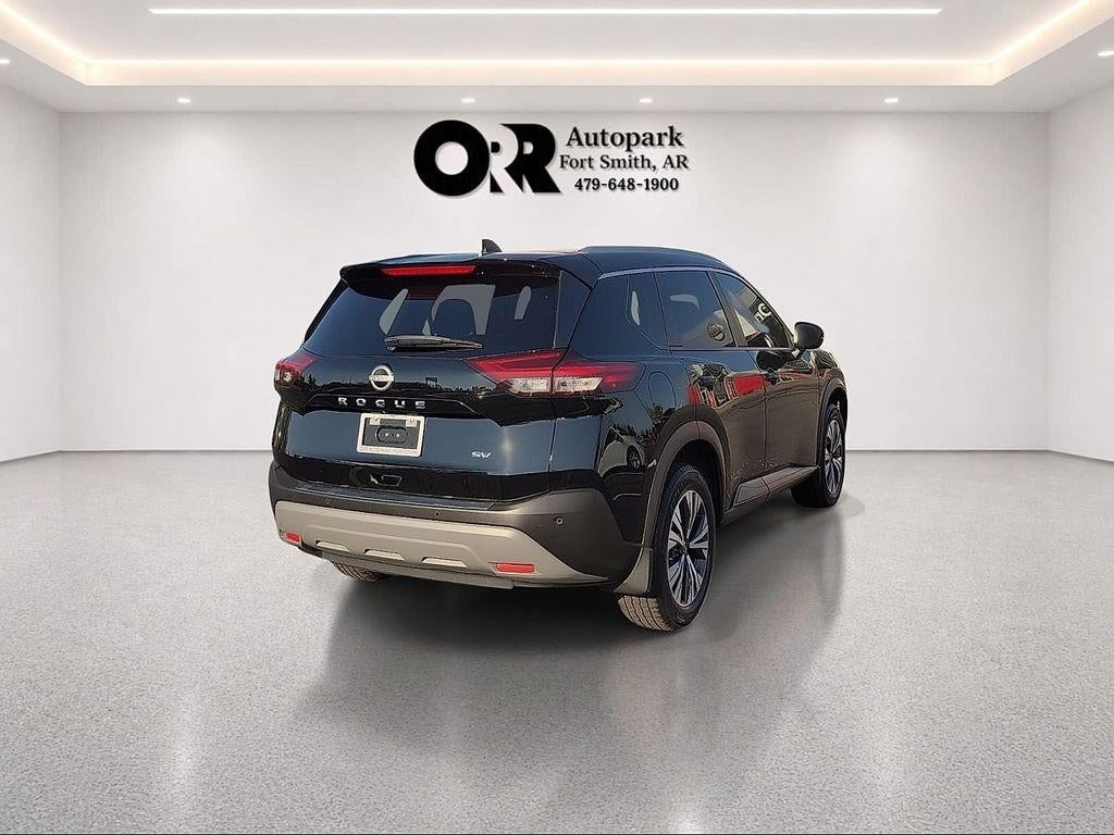 2022 Nissan Rogue FWD SV