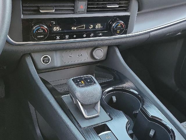 2023 Nissan Rogue FWD SV