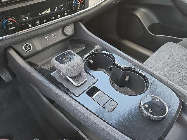 2023 Nissan Rogue AWD SV