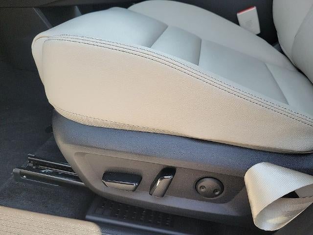 2025 Nissan Rogue AWD SL