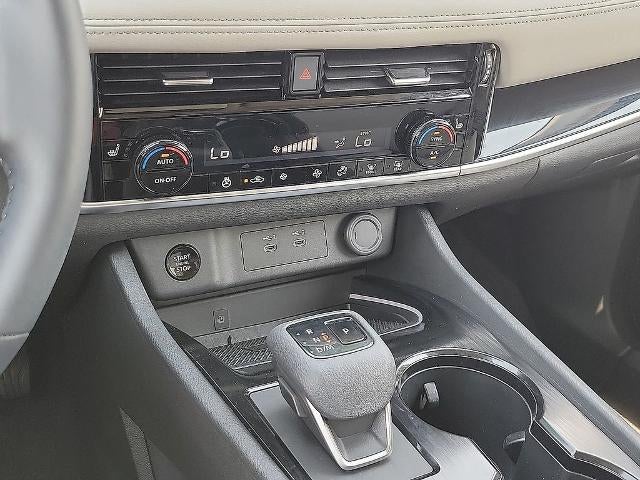 2025 Nissan Rogue AWD SL