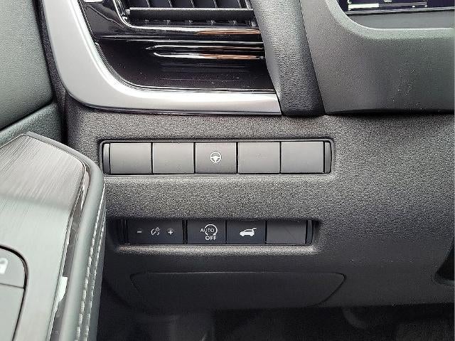 2025 Nissan Rogue AWD SL