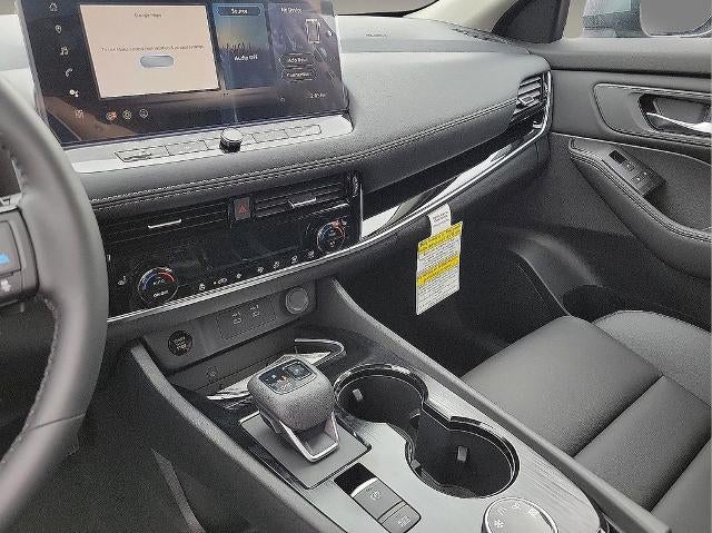 2025 Nissan Rogue AWD SL