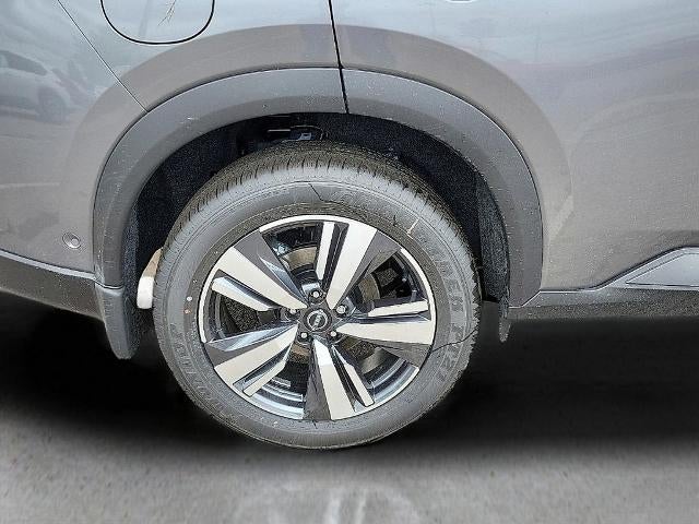 2025 Nissan Rogue AWD SL