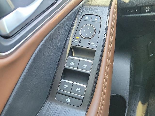 2025 Nissan Rogue AWD Platinum