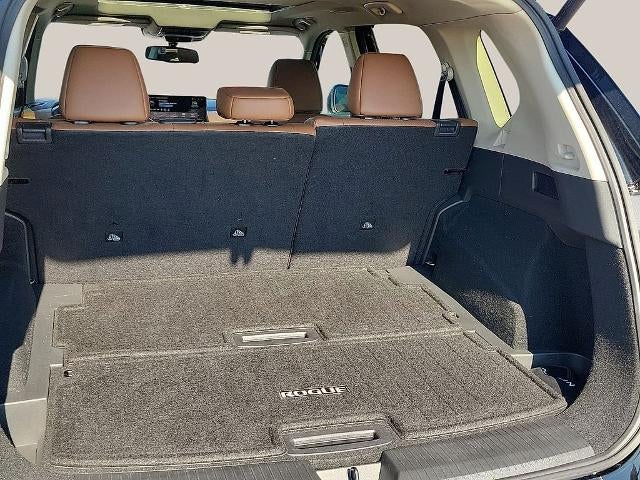 2025 Nissan Rogue AWD Platinum