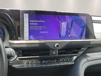 2024 Toyota Crown Limited AWD (Natl)