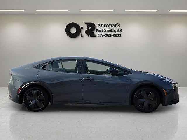2024 Toyota Prius LE (Natl)