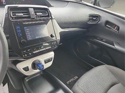 2018 Toyota Prius Two (SE)