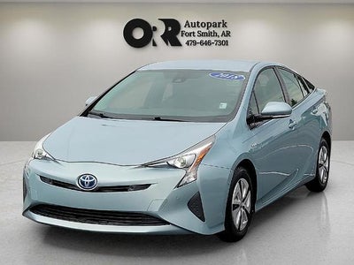 2018 Toyota Prius Two (SE)