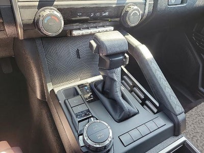 2025 Toyota 4Runner SR5 4WD (GS)