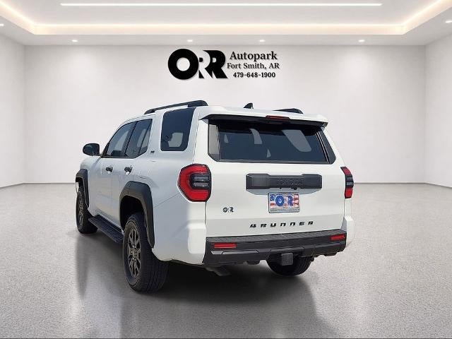 2025 Toyota 4Runner SR5 4WD (GS)