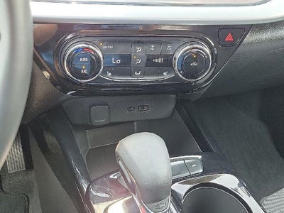 2025 Chevrolet Trax FWD 4dr LT