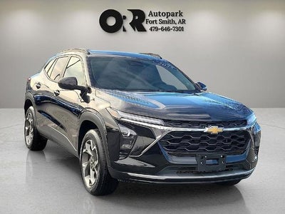 2025 Chevrolet Trax FWD 4dr LT