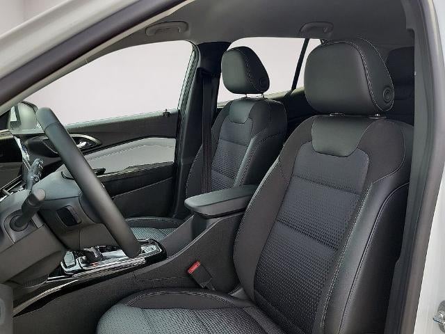 2025 Chevrolet Trax FWD 4dr LT
