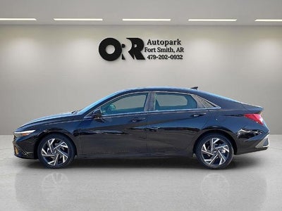 2025 Hyundai ELANTRA SEL Convenience IVT