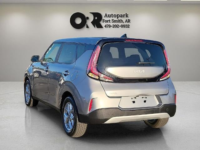 2024 Kia Soul LX IVT