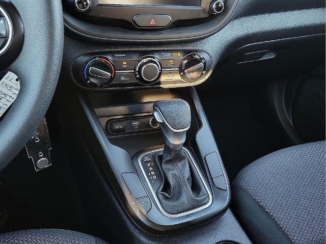 2024 Kia Soul LX IVT