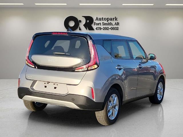 2024 Kia Soul LX IVT