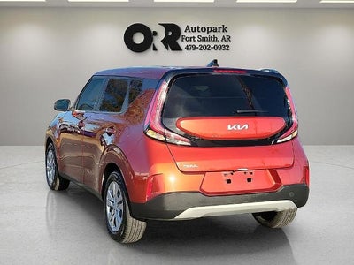 2023 Kia Soul LX IVT