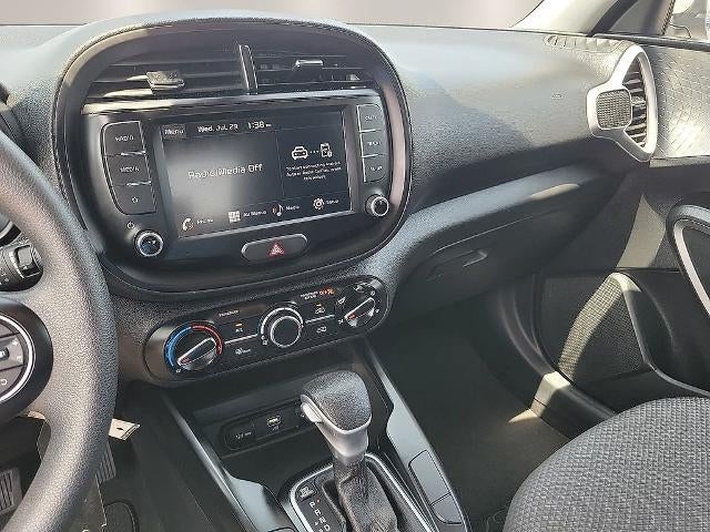2024 Kia Soul LX IVT