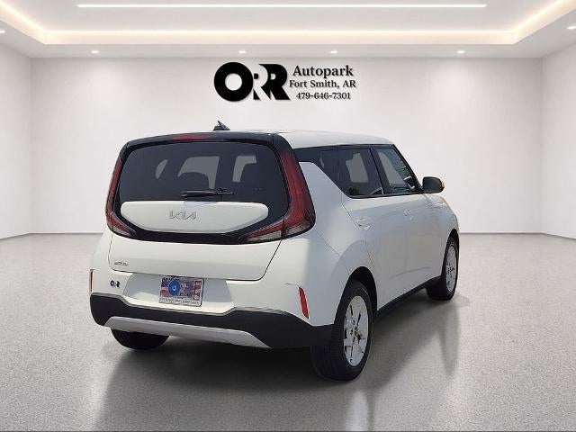2024 Kia Soul LX IVT