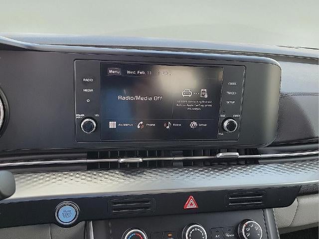 2024 Kia Carnival LX FWD