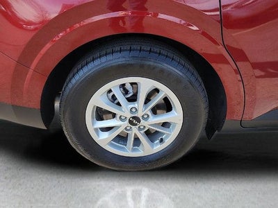 2024 Kia Carnival LX FWD