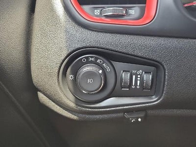 2016 Jeep Renegade 4WD 4dr Trailhawk