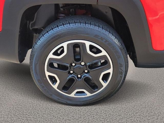 2016 Jeep Renegade 4WD 4dr Trailhawk