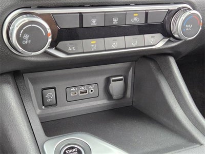 2024 Nissan Sentra SV CVT