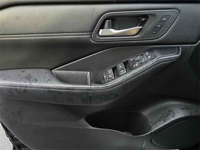 2024 Nissan Rogue FWD SL