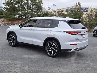 2024 Mitsubishi Outlander SE FWD