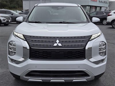2024 Mitsubishi Outlander SE FWD