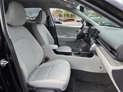 2025 Hyundai KONA SEL FWD