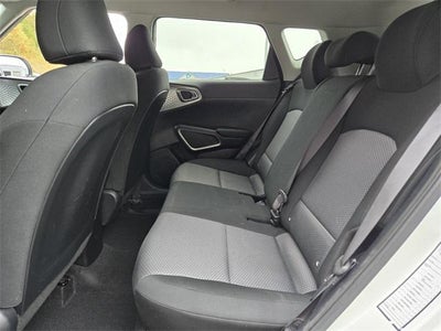2024 Kia Soul LX IVT
