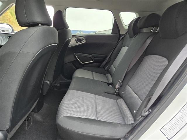 2024 Kia Soul LX IVT