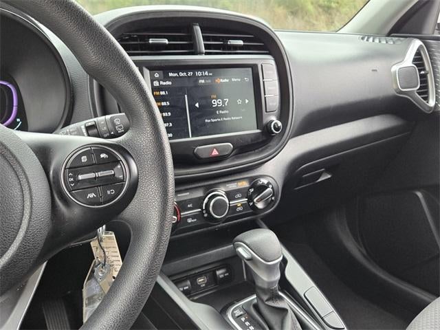 2024 Kia Soul LX IVT