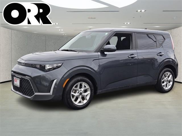 2024 Kia Soul LX IVT
