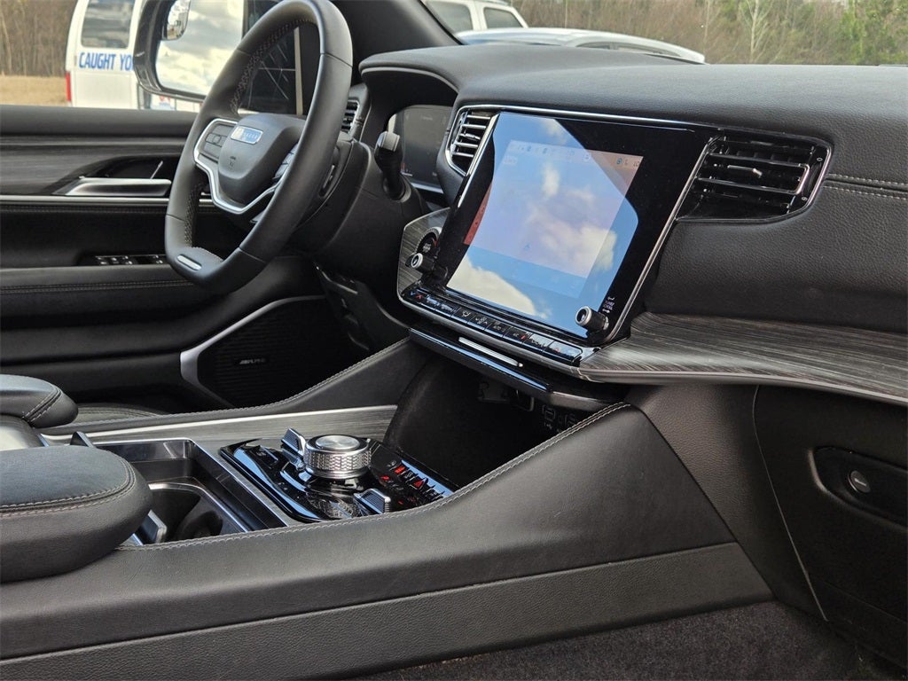 2024 Jeep Wagoneer L Series III