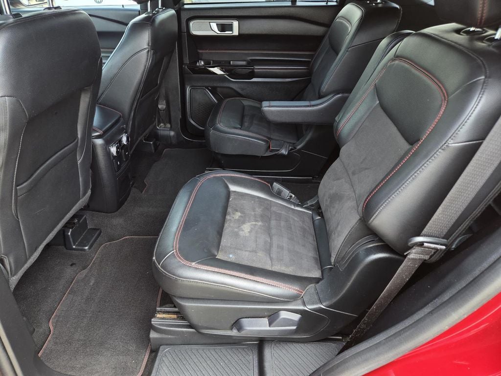 2024 Ford Explorer ST-Line