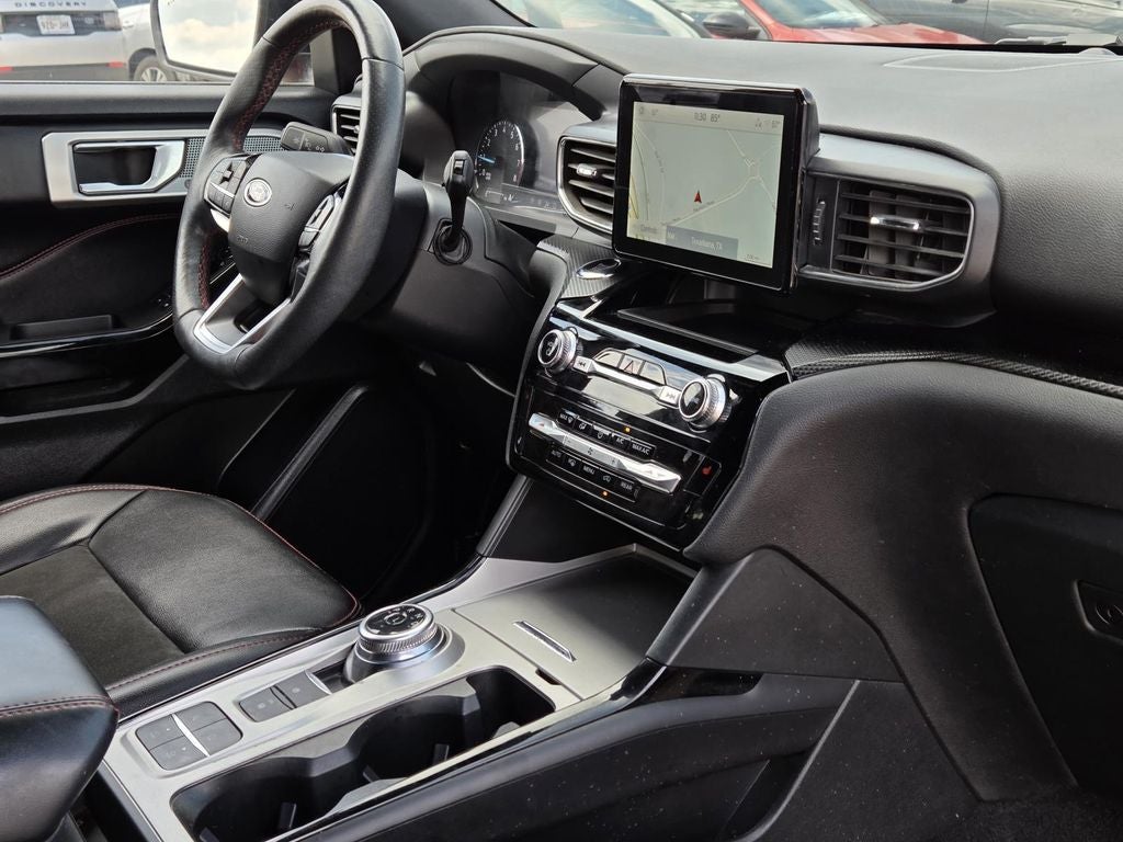 2024 Ford Explorer ST-Line
