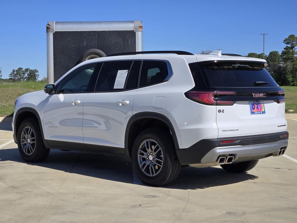 2025 GMC Acadia Elevation