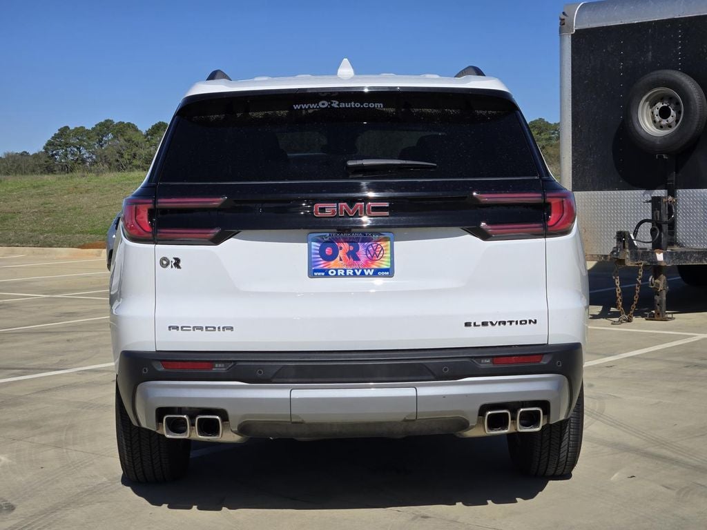 2025 GMC Acadia Elevation
