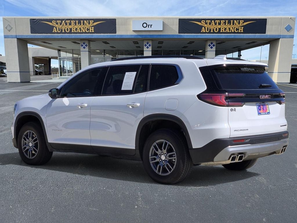 2025 GMC Acadia Elevation