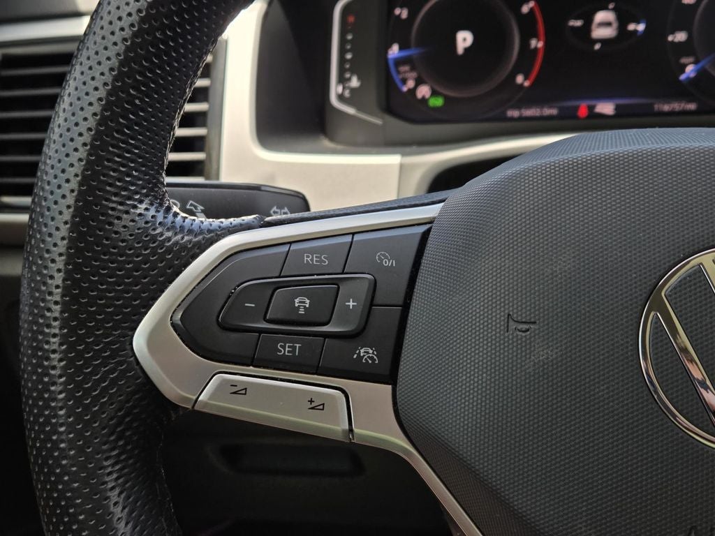 2022 Volkswagen Atlas 3.6L V6 SEL Premium R-Line