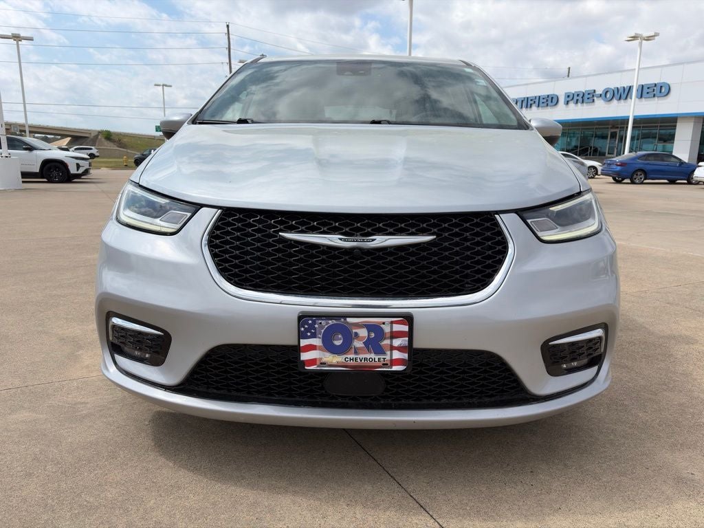 2023 Chrysler Pacifica Hybrid Touring L