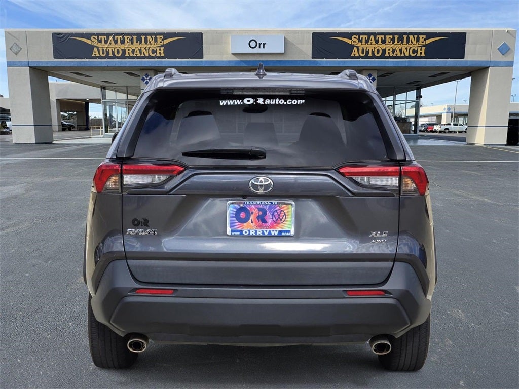 2021 Toyota RAV4 XLE