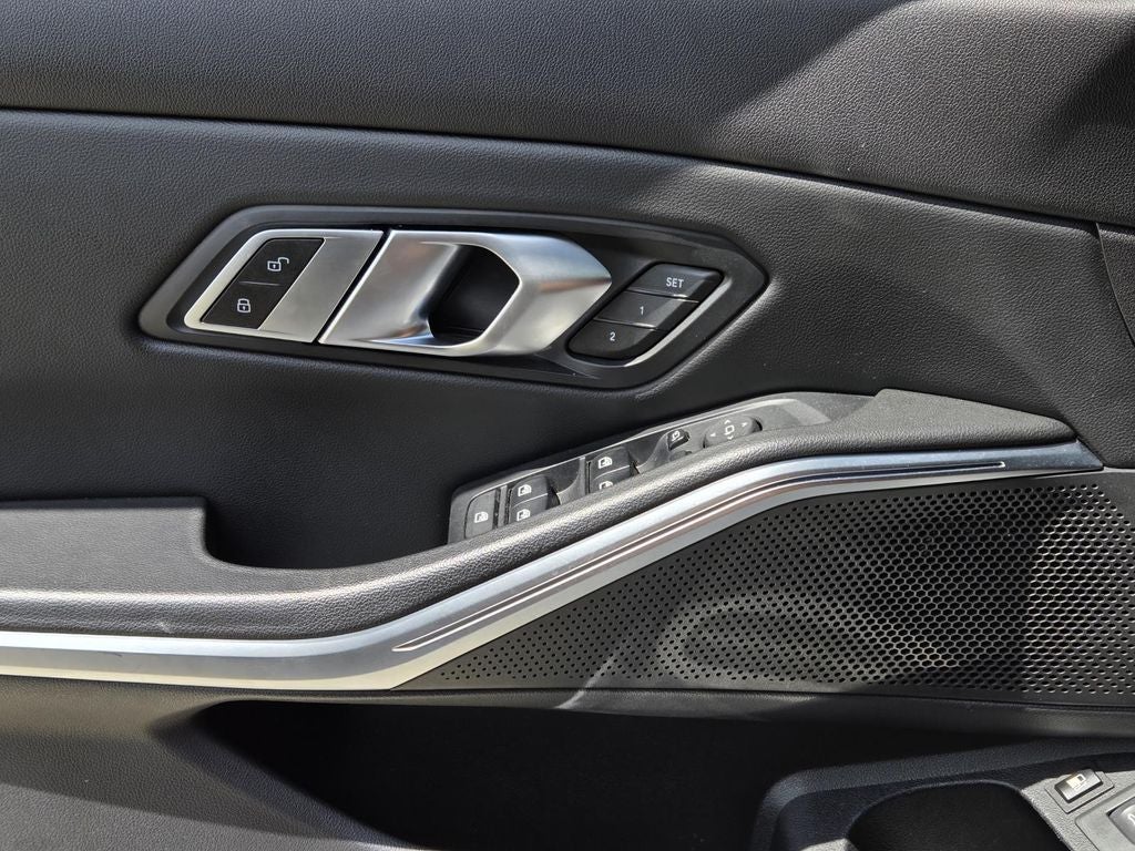 2022 BMW 3 Series 330e iPerformance